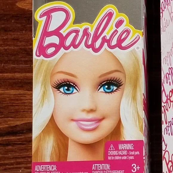 Barbie - Picture 4 of 4